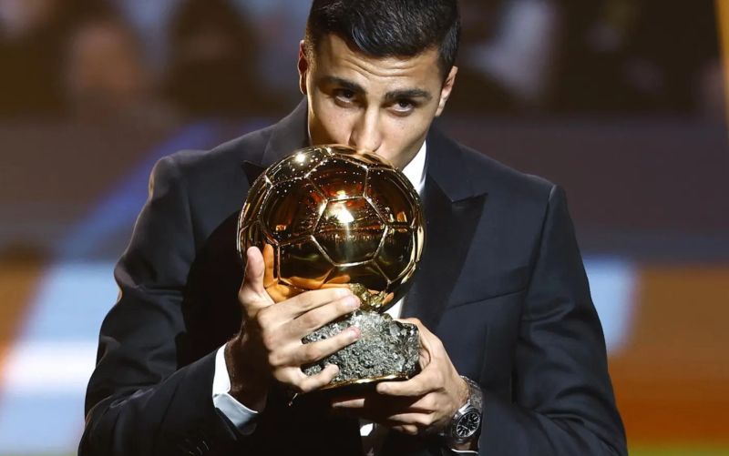 Anh mang đến sự chắc chắn, tinh thần chiến đấu và ổn định nhịp độ trận đấu cho đội bóng