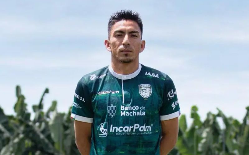 Anh sở hữu khả năng phối hợp nhịp nhàng với đồng đội và duy trì nhịp độ tấn công hiệu quả