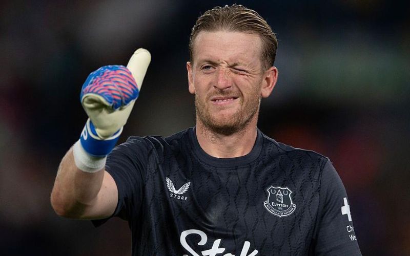 Jordan Pickford sở hữu những đường chuyền dài chính xác gây ấn tượng.