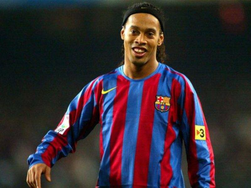 Ronaldinho là thiên tài của bóng đá thế giới 