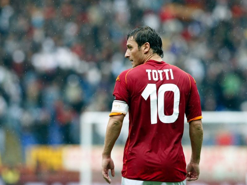 Totti để lại di sản trung thành, biểu tượng bóng đá Italia