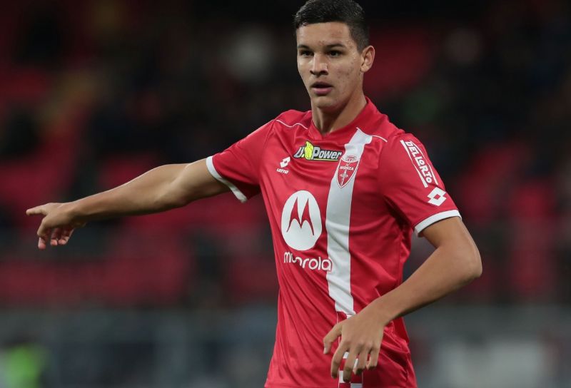 Valentin Carboni khẳng định vị thế trong đội hình La Albiceleste